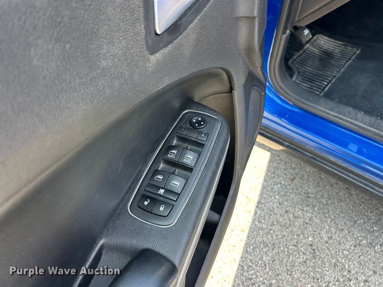 image for item ET3175 2019 Dodge Charger Police 