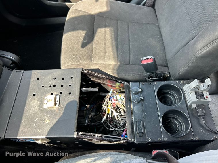 image for item ET3175 2019 Dodge Charger Police 