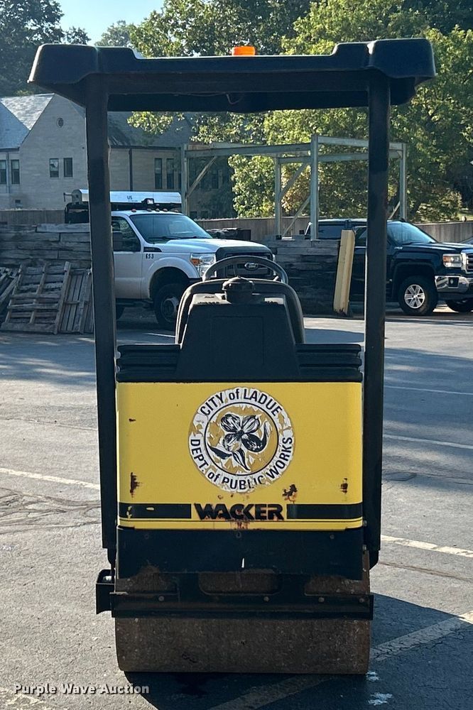 image for item ET3459 2000 Wacker RD11A double drum vibratory roller