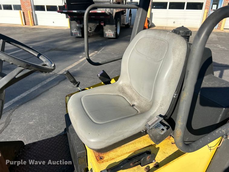 image for item ET3459 2000 Wacker RD11A double drum vibratory roller