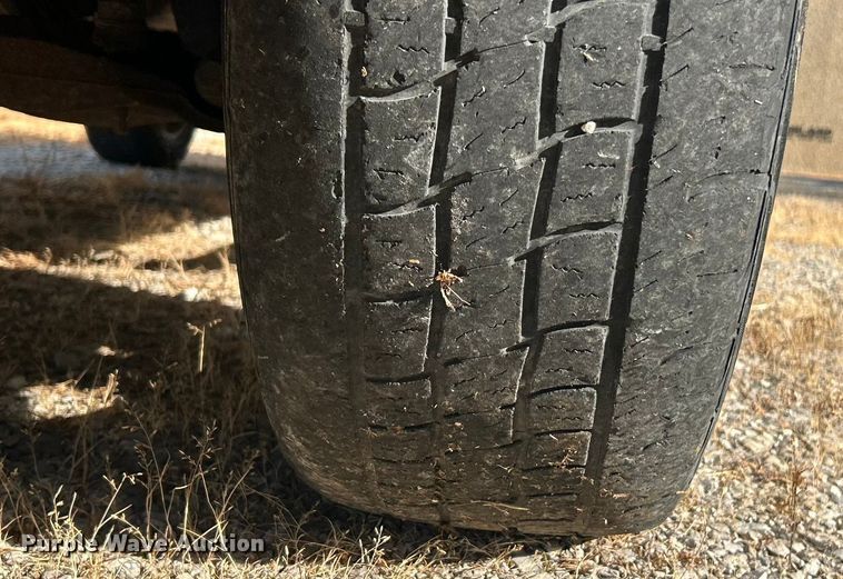 image for item ET3484 2004 Dodge Ram 1500 Quad Cab pickup truck