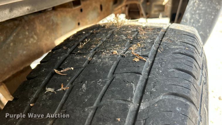 image for item ET3484 2004 Dodge Ram 1500 Quad Cab pickup truck