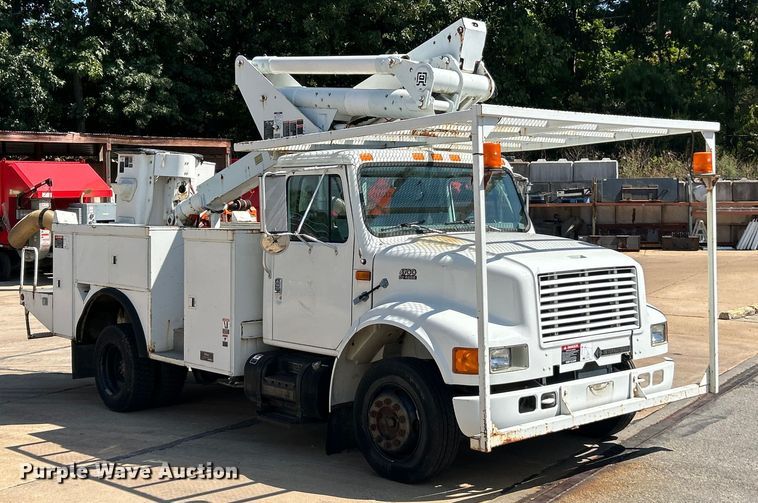 CAMIóN CON CANASTILLA 1997 INTERNATIONAL ALTEC