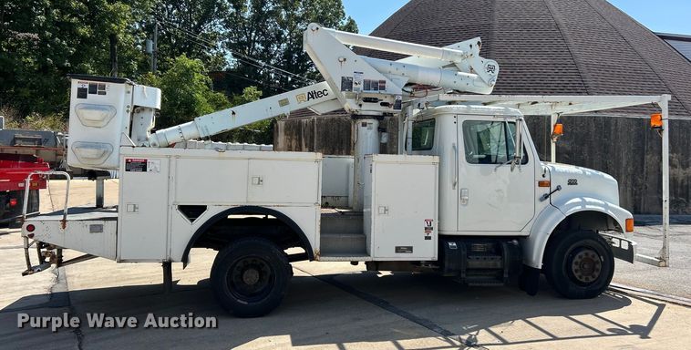 CAMIóN CON CANASTILLA 1997 INTERNATIONAL ALTEC