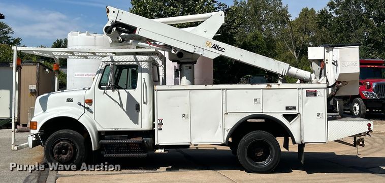 image for item ET3487 1997 International 4700 forestry bucket truck