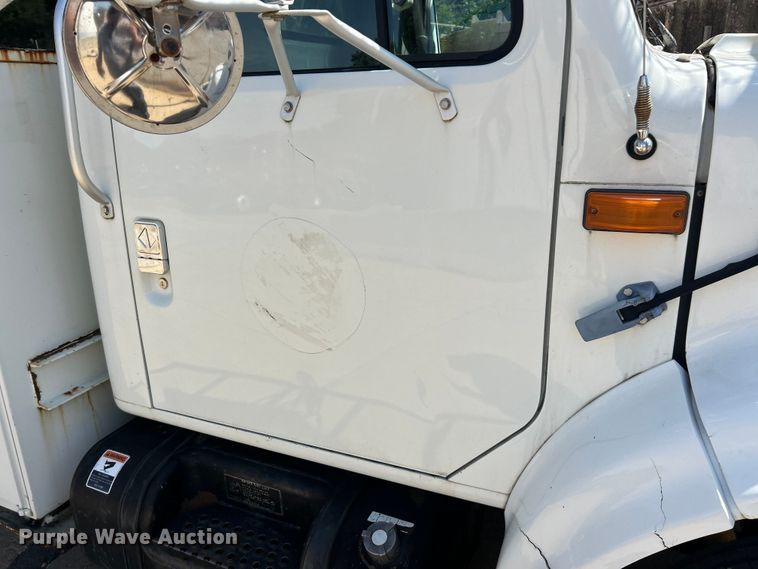 image for item ET3487 1997 International 4700 forestry bucket truck