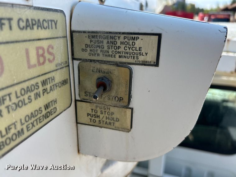 image for item ET3487 1997 International 4700 forestry bucket truck