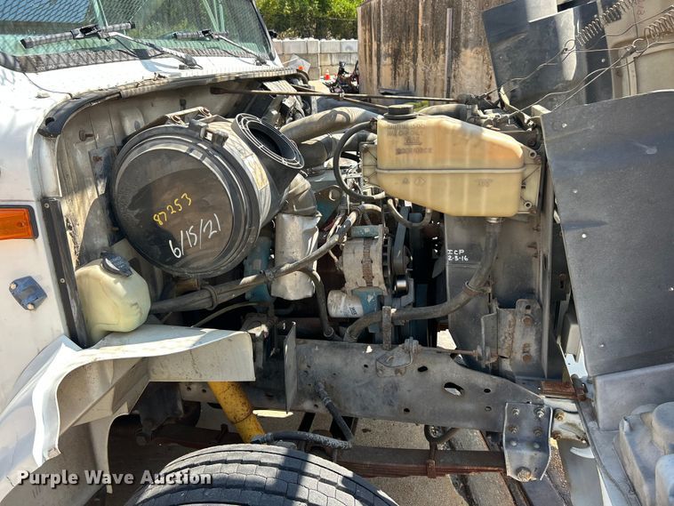 image for item ET3487 1997 International 4700 forestry bucket truck