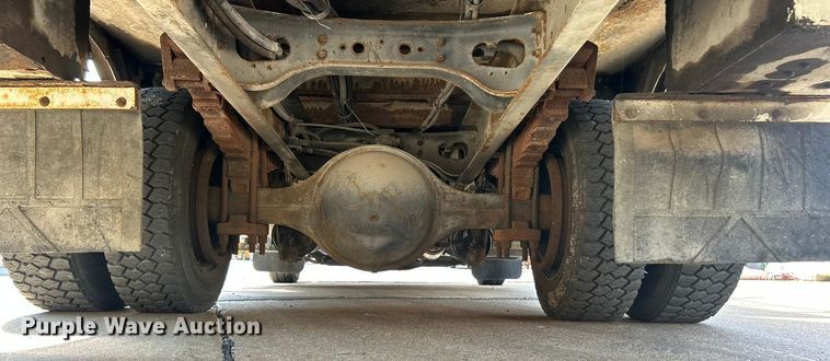 image for item ET3487 1997 International 4700 forestry bucket truck