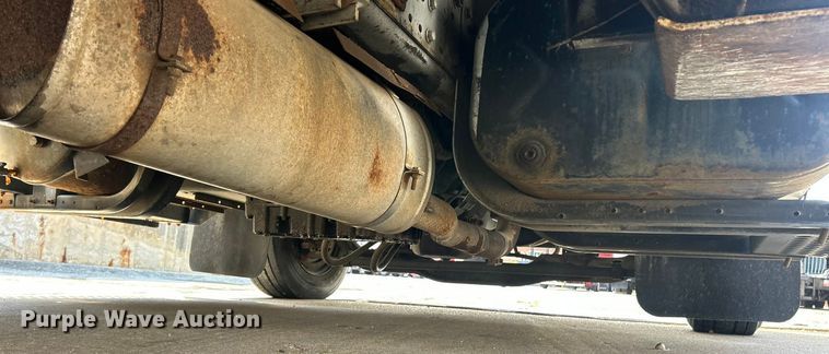 image for item ET3487 1997 International 4700 forestry bucket truck