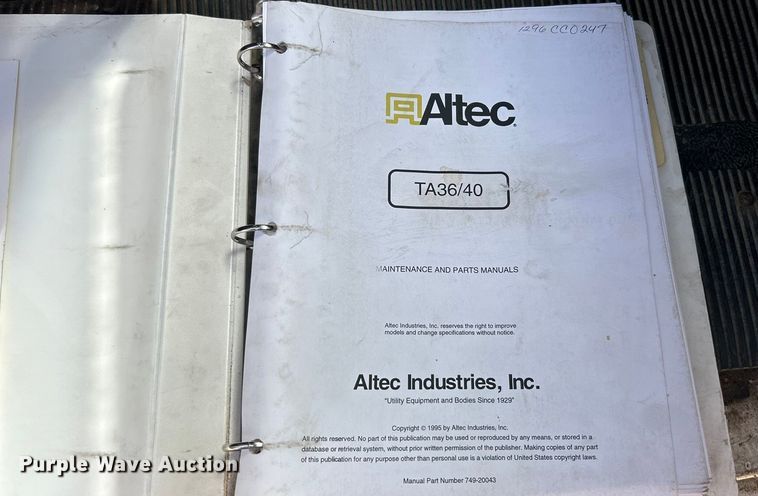 image for item ET3487 1997 International 4700 forestry bucket truck