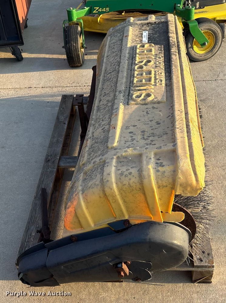 image for item ET4573 Sweepster broom 