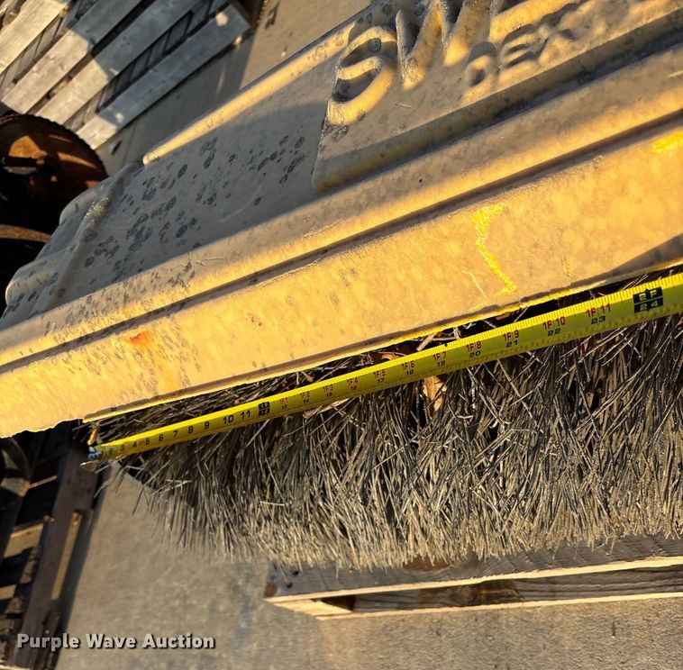 image for item ET4573 Sweepster broom 