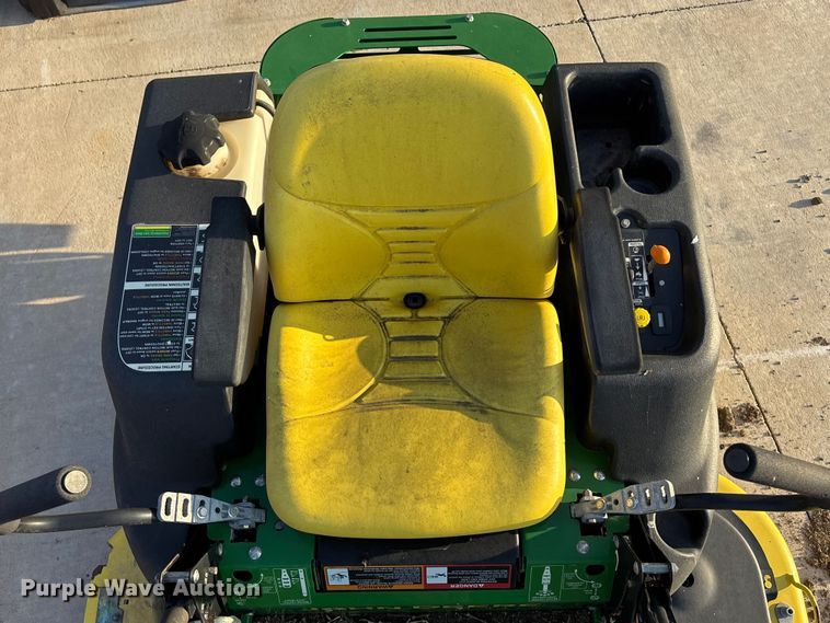 image for item ET4575 2010 John Deere Z445 ZTR lawn mower