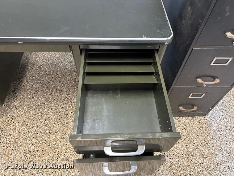 image for item ET4576 Office equipment