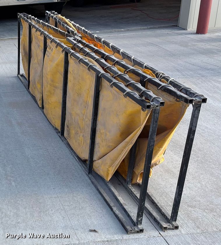 image for item ET4577 Portable water tank