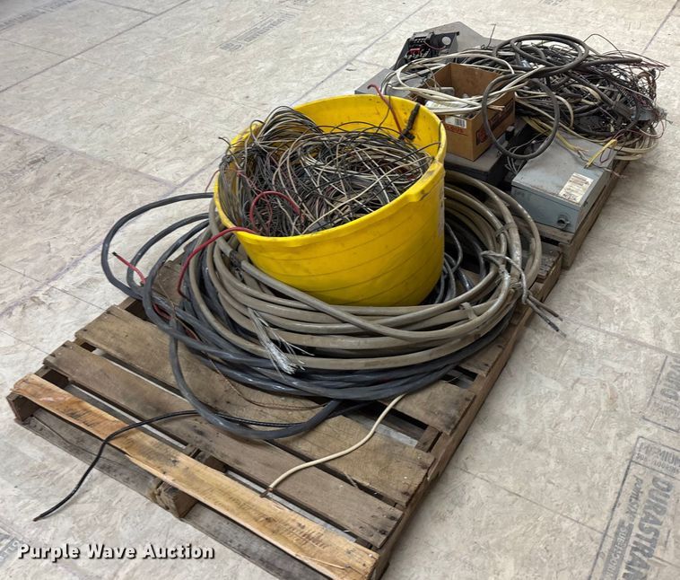 image for item ET4581 (5) electrical boxes