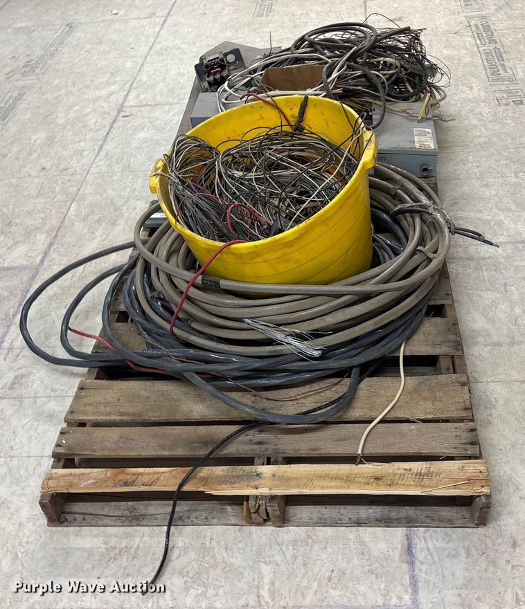 image for item ET4581 (5) electrical boxes