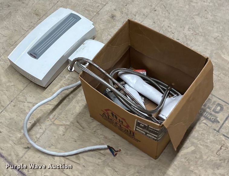 image for item ET4582 (2) On demand water heaters