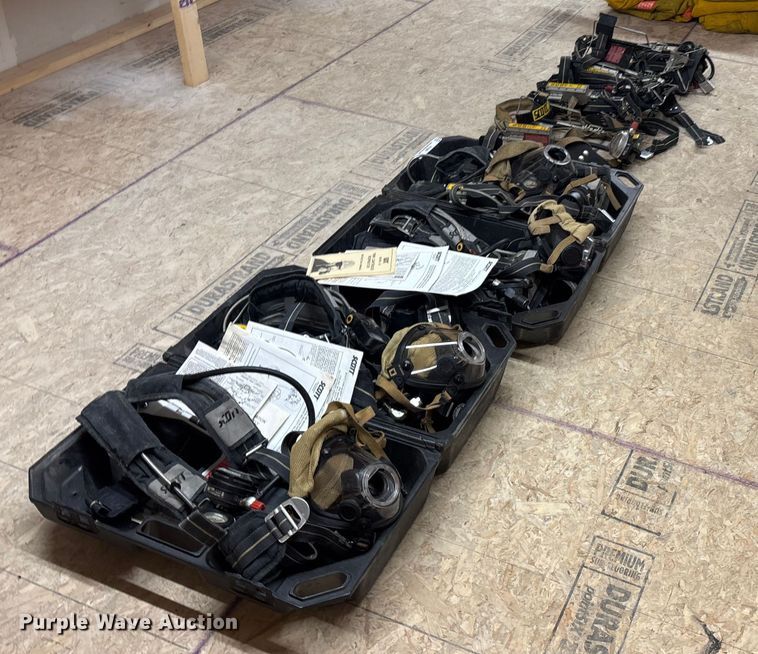 image for item ET4585 Oxygen Respirators emergency equipment