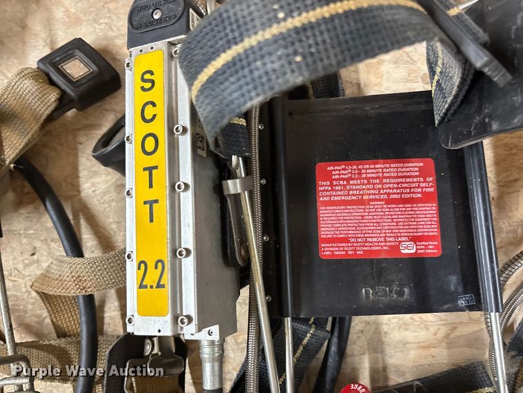 image for item ET4585 Oxygen Respirators emergency equipment