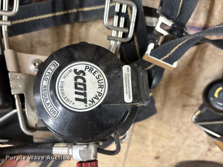 image for item ET4585 Oxygen Respirators emergency equipment