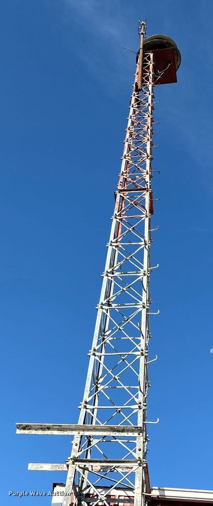 image for item ET4588 Radio tower