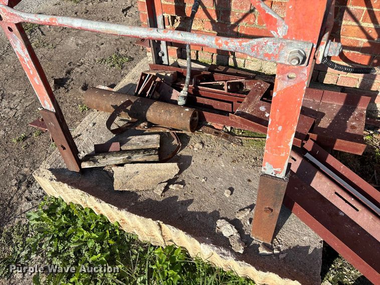 image for item ET4588 Radio tower