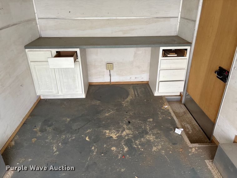 image for item ET4627 2004 Wells Cargo enclosed cargo trailer