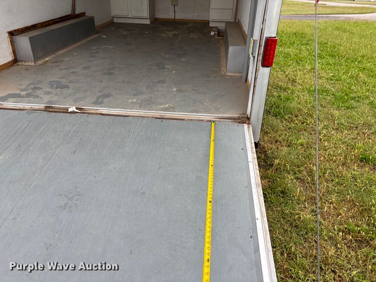 image for item ET4627 2004 Wells Cargo enclosed cargo trailer