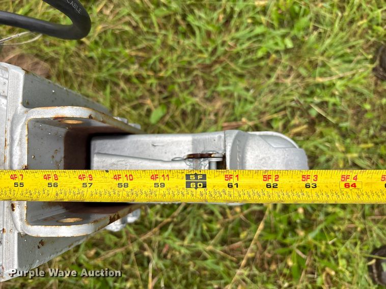 image for item ET4627 2004 Wells Cargo enclosed cargo trailer