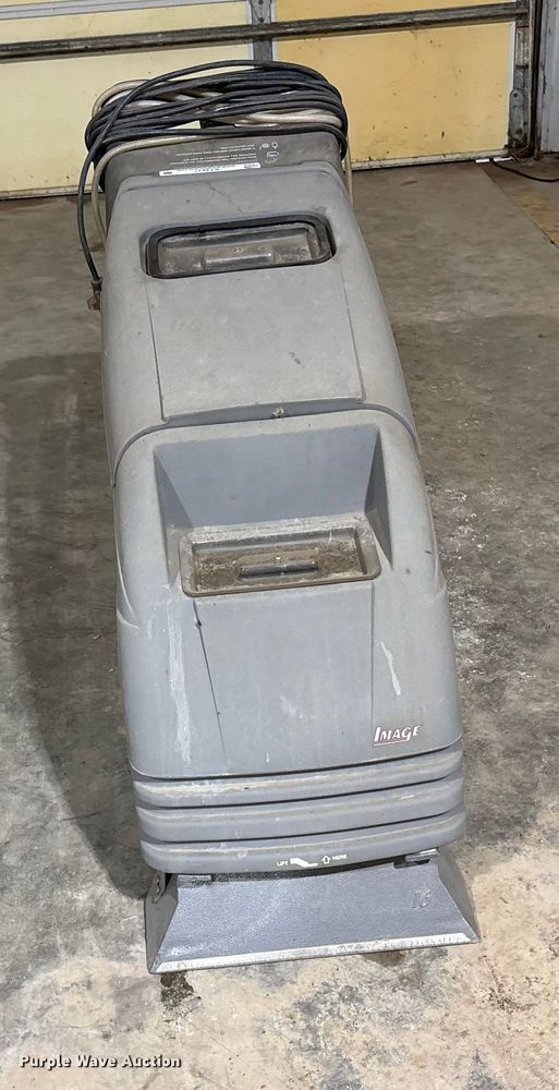 image for item ET4631 Clarke floor scrubber