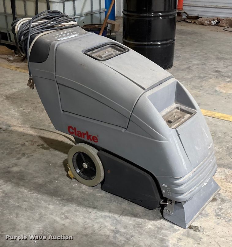 image for item ET4631 Clarke floor scrubber