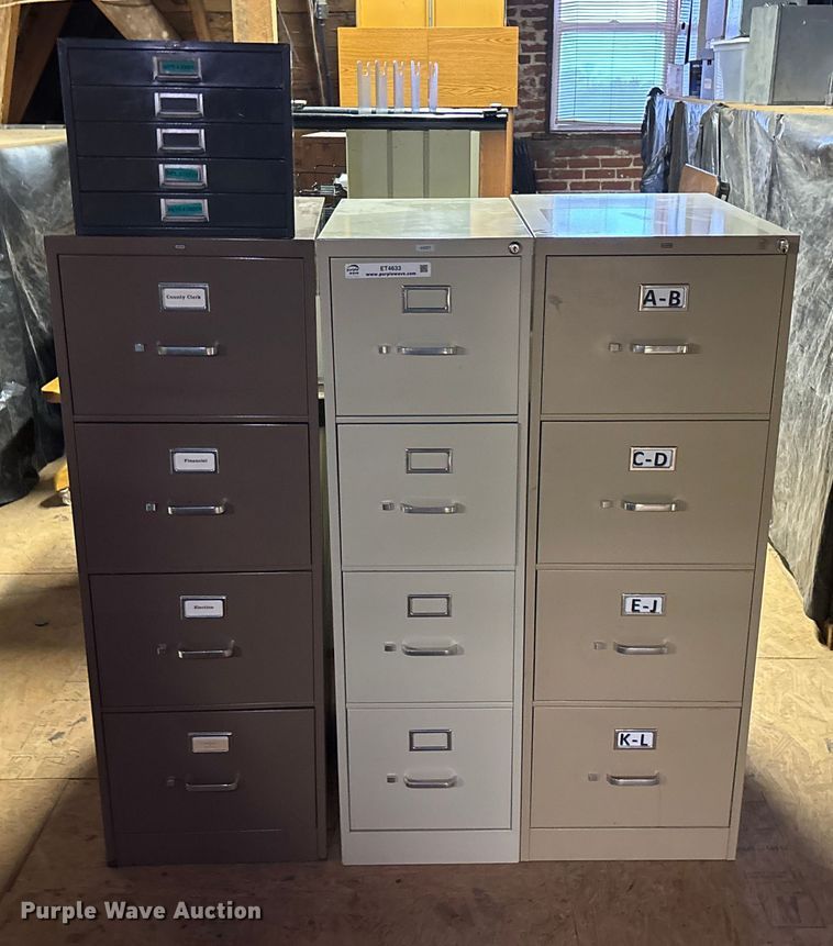image for item ET4633 (4) filing cabinets