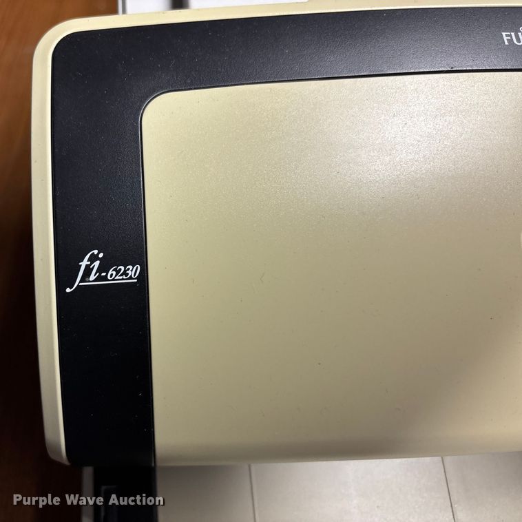 image for item ET4637 Fujitsu Scanner FI-6230 scanner