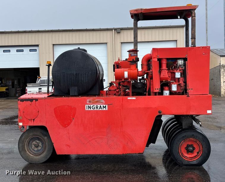 image for item ET4638 Ingram 9-2800PA pneumatic roller