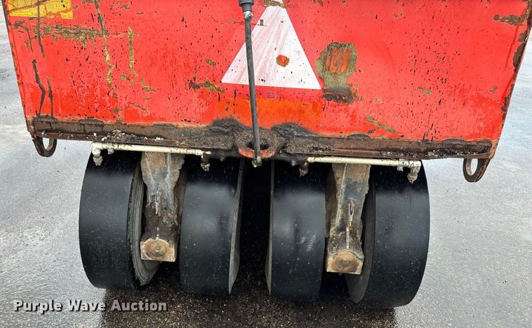 image for item ET4638 Ingram 9-2800PA pneumatic roller