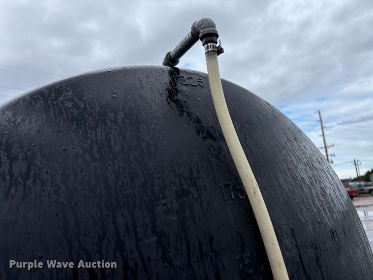 image for item ET4638 Ingram 9-2800PA pneumatic roller