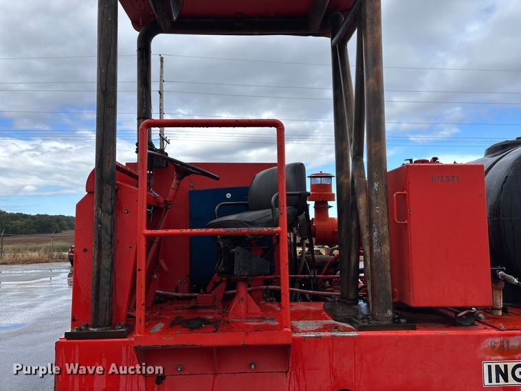 image for item ET4638 Ingram 9-2800PA pneumatic roller