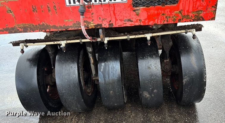 image for item ET4638 Ingram 9-2800PA pneumatic roller