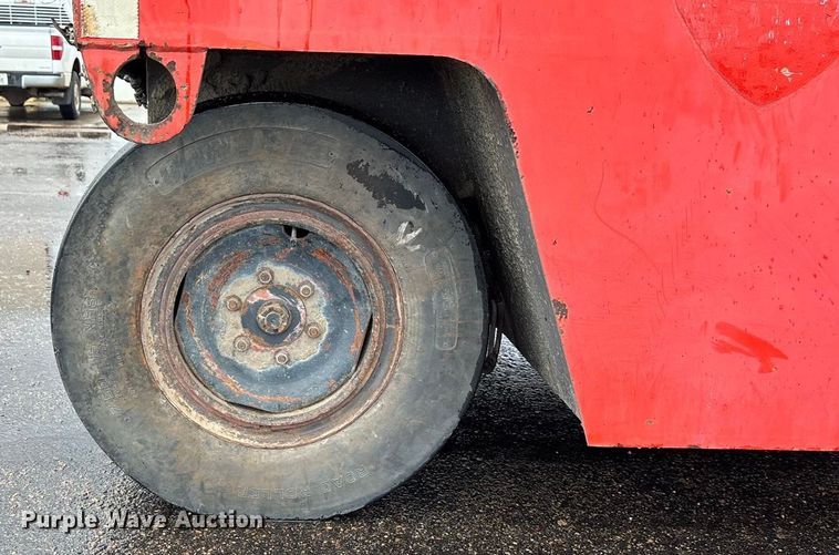 image for item ET4638 Ingram 9-2800PA pneumatic roller