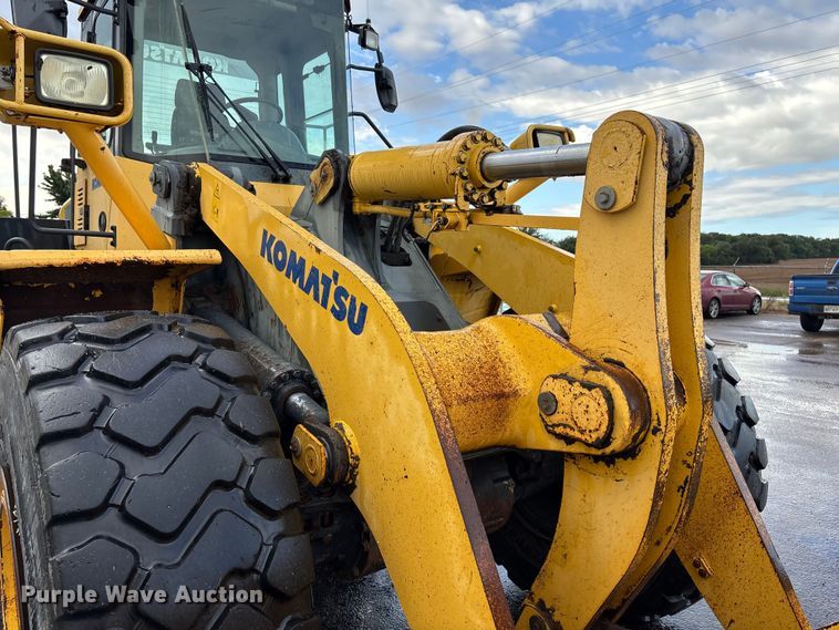 image for item ET4639 2004 Komatsu WA380 Wheel Loader