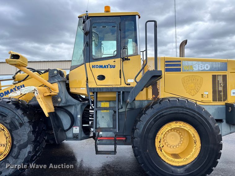 image for item ET4639 2004 Komatsu WA380 Wheel Loader