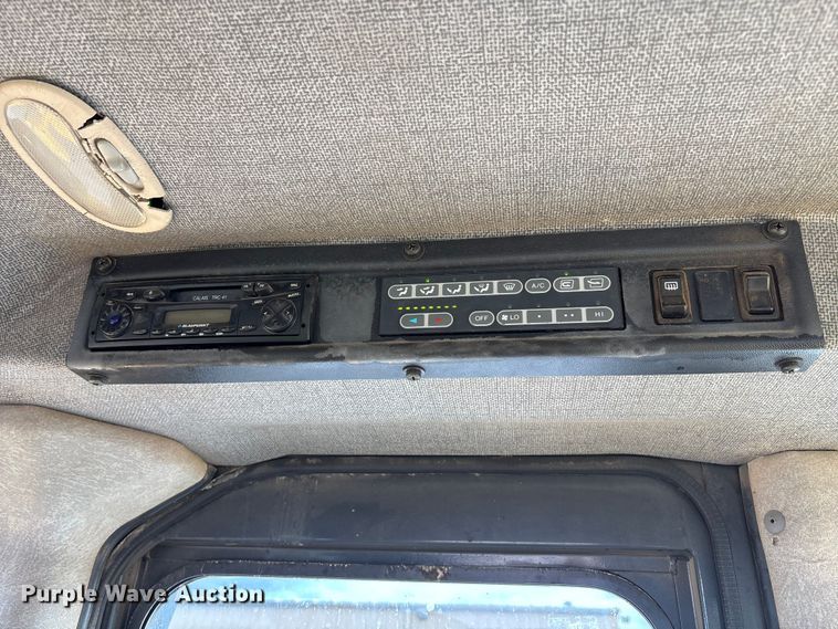 image for item ET4639 2004 Komatsu WA380 Wheel Loader