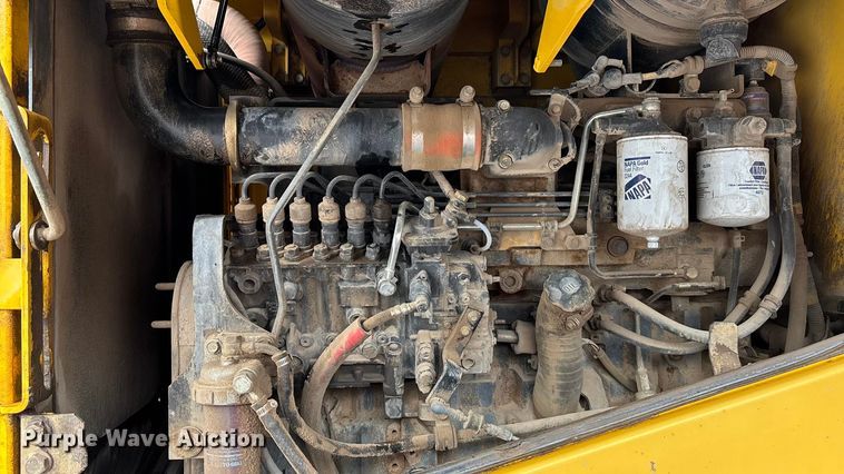 image for item ET4639 2004 Komatsu WA380 Wheel Loader