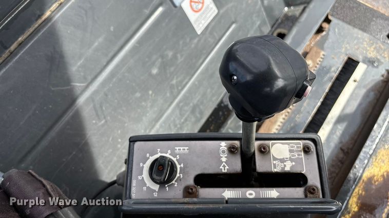 image for item ET4640 2007 Bomag BW190 AD-4 double drum vibratory roller