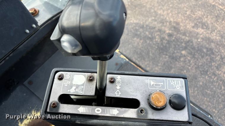 image for item ET4640 2007 Bomag BW190 AD-4 double drum vibratory roller