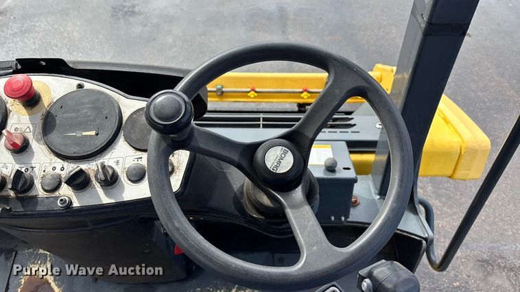 image for item ET4640 2007 Bomag BW190 AD-4 double drum vibratory roller