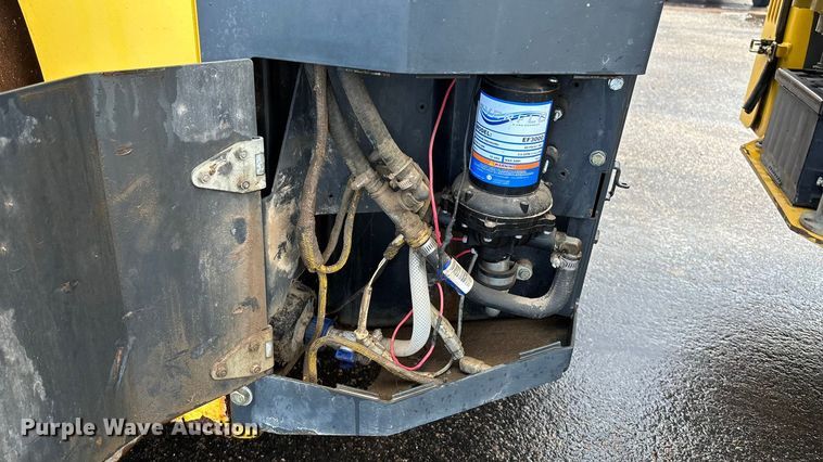 image for item ET4640 2007 Bomag BW190 AD-4 double drum vibratory roller