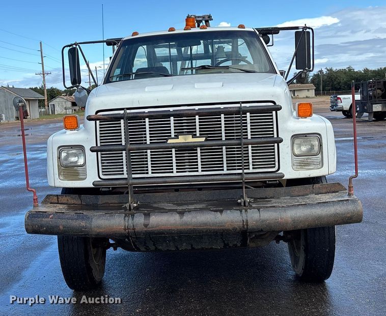 image for item ET4642 1992 CHEV Flatbed Winch Truck winch truck